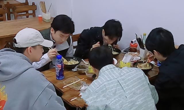 惊蛰阅读答案公众号——让阅读更轻松，让解答更高效