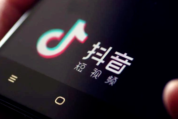 抖音怎么接视频？轻松掌握剪辑技巧，打造爆款短视频！